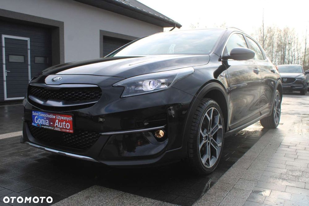 Kia XCeed - 11