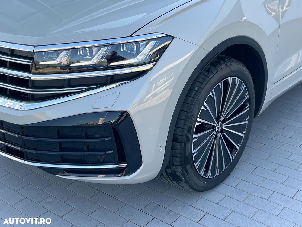 Volkswagen Touareg V6 TDI 4MOTION Elegance - 4