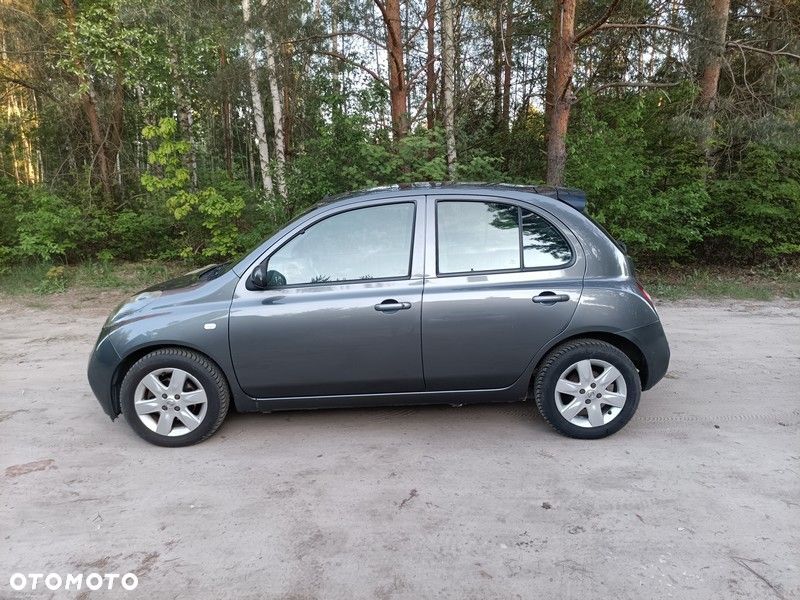 Nissan Micra - 2