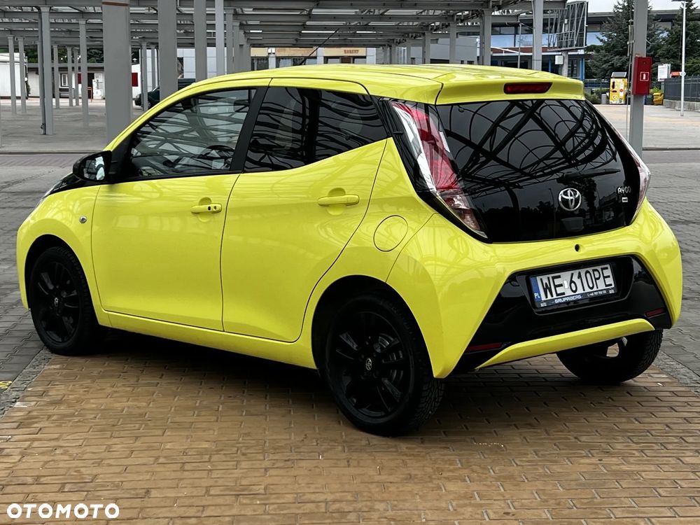 Toyota Aygo x-cite - 11