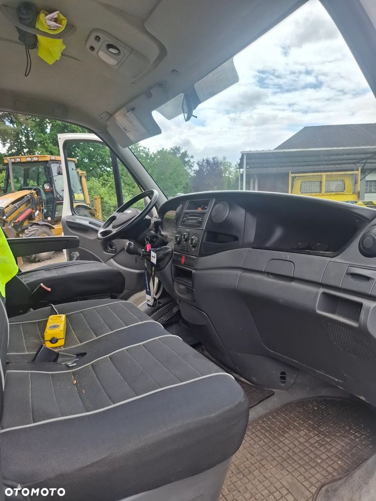 Iveco 35C13 - 19
