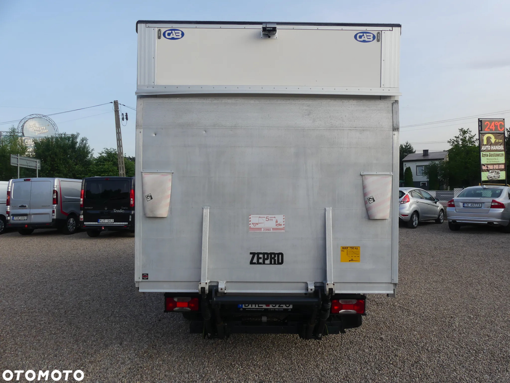 Iveco DAILY 35C18 NA BLIŻNIAKU IZOTERMA - 20