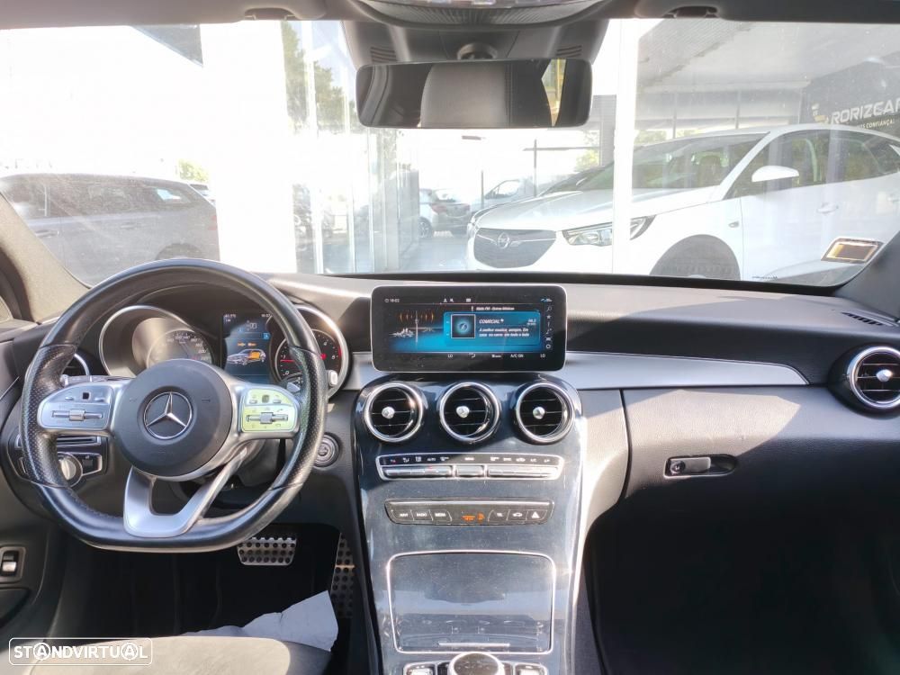 Mercedes-Benz C 220 d AMG Line — fotografia 16