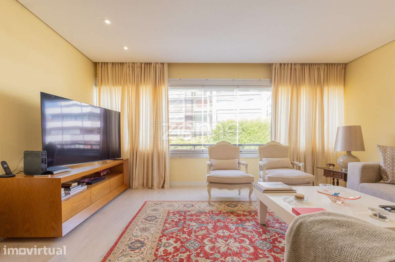 Apartamento T3 junto ao Casino do Estoril - Grande imagem: 3/31