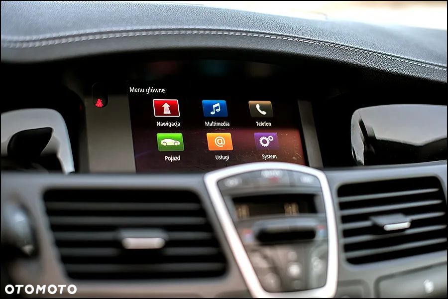 Renault Laguna dCi 175 FAP Initiale - 23