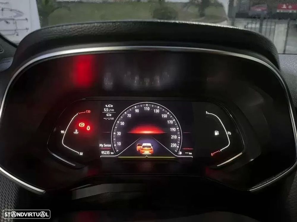 Renault Clio - 22