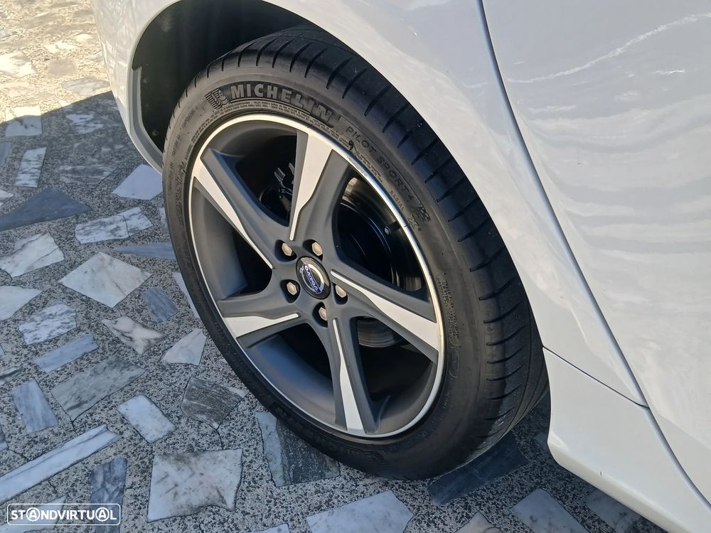 Volvo V40 1.6 D2 R-Design - 12