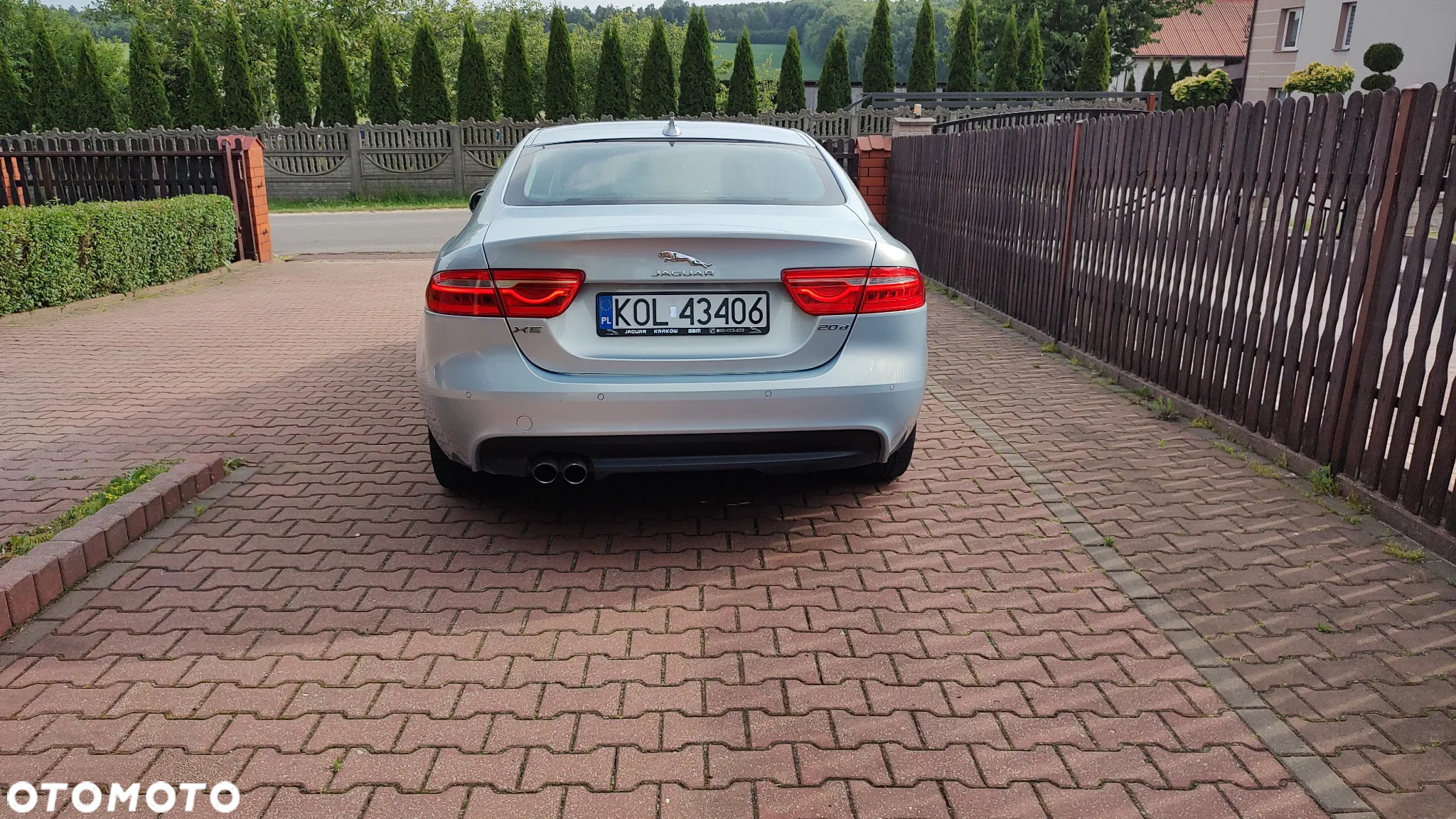 Jaguar XE - 5