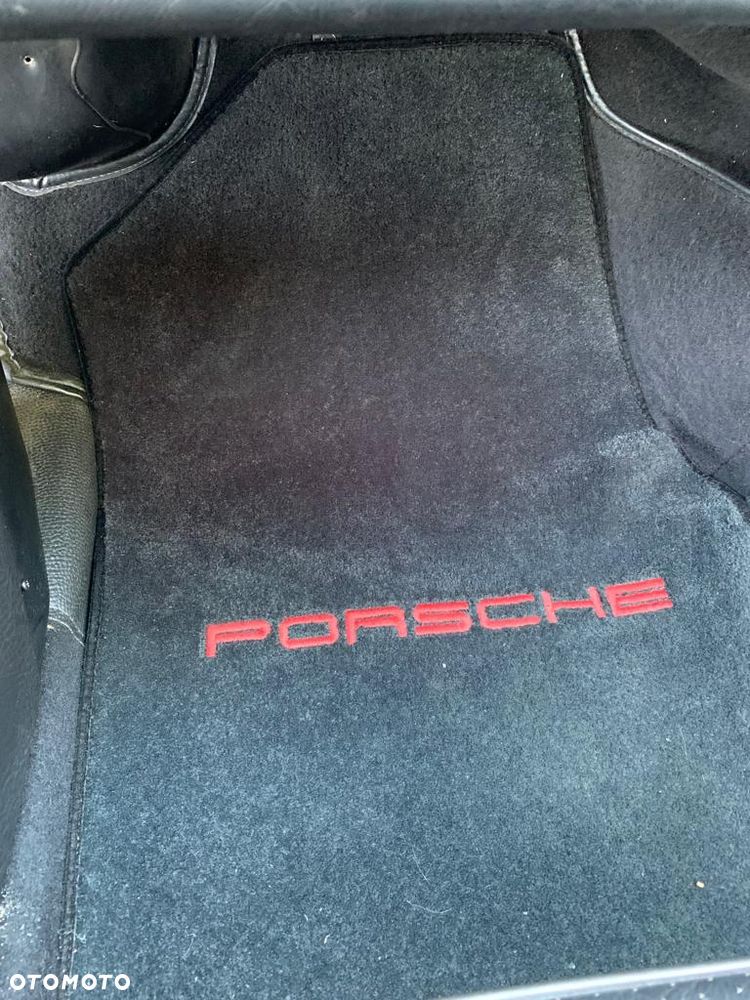 Porsche 911 - 26