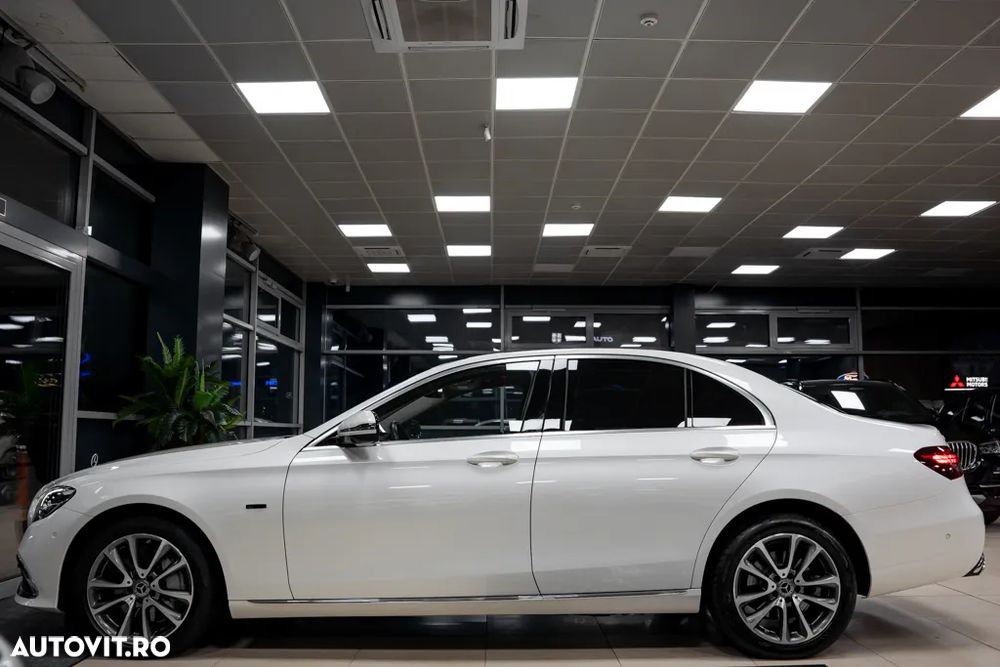Mercedes-Benz E 300 de Aut. - 39