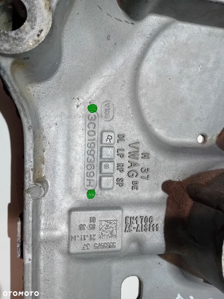 Wózek sanki przód Audi Q3 2015 2.0 TDI 3C0199369H - 2