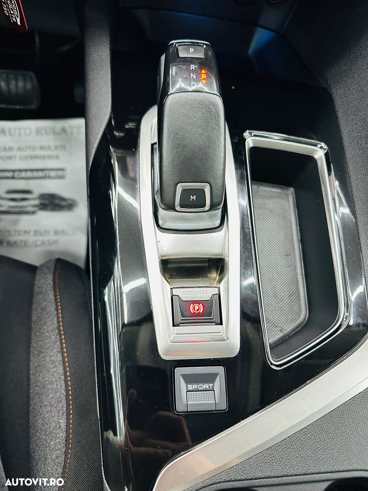 Peugeot 3008 PureTech 130 Stop & Start EAT6 Allure - 21