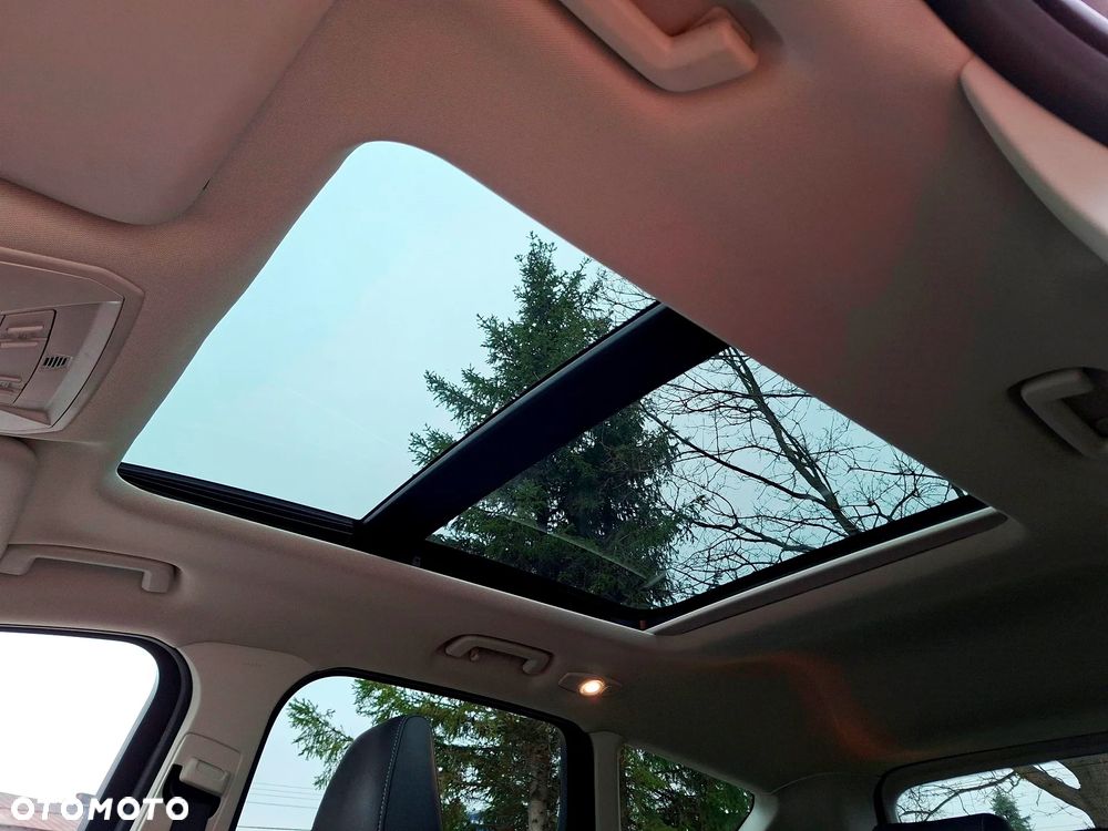 Ford Kuga 2.0 TDCi AWD Titanium - 34