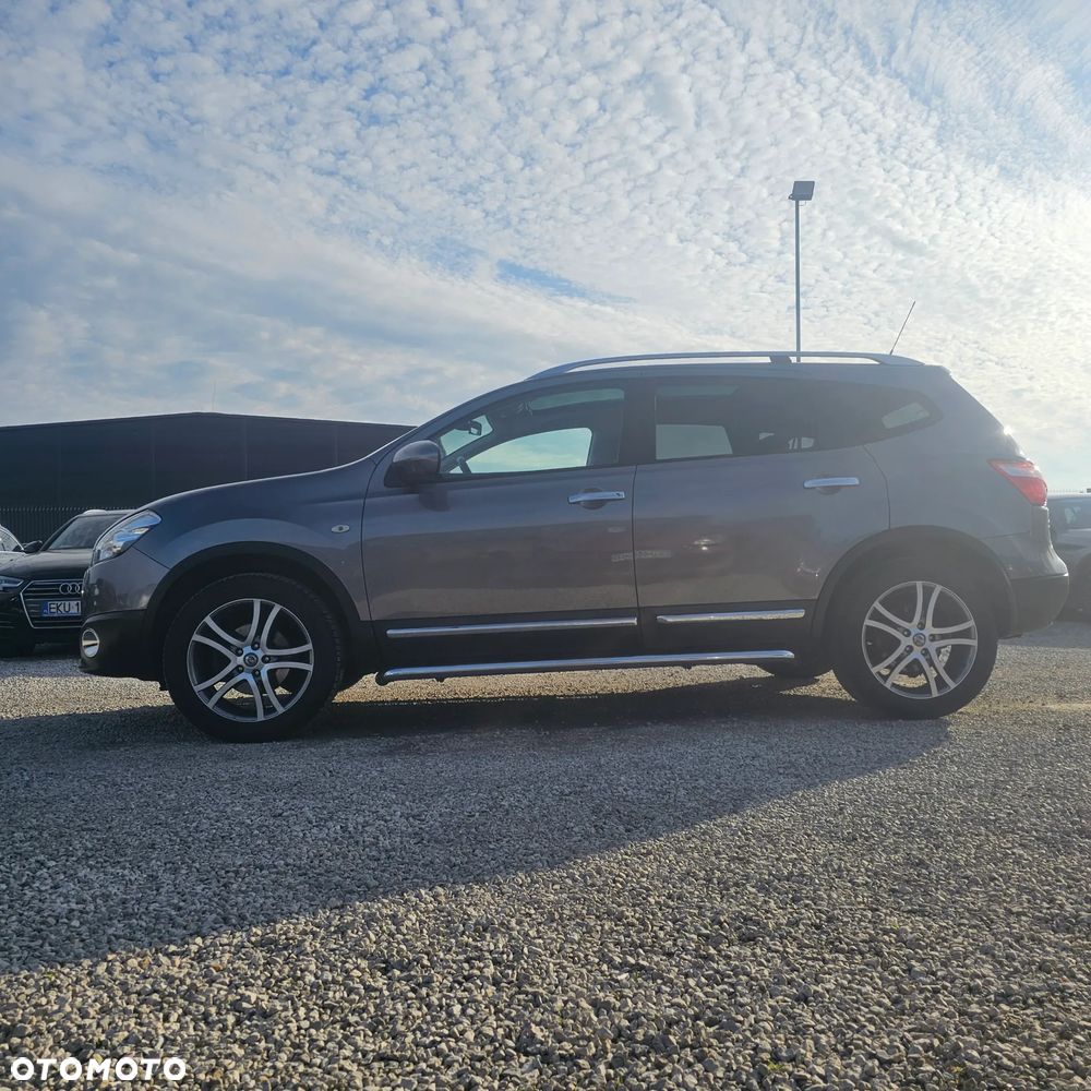 Nissan Qashqai+2 - 8