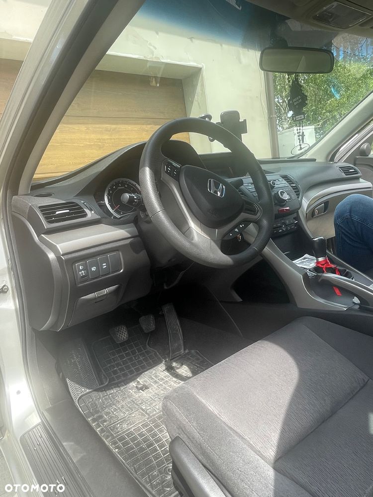 Honda Accord 2.0 Comfort - 16