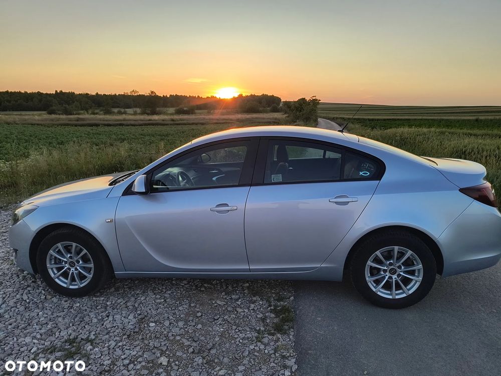 Opel Insignia 1.8 - 8