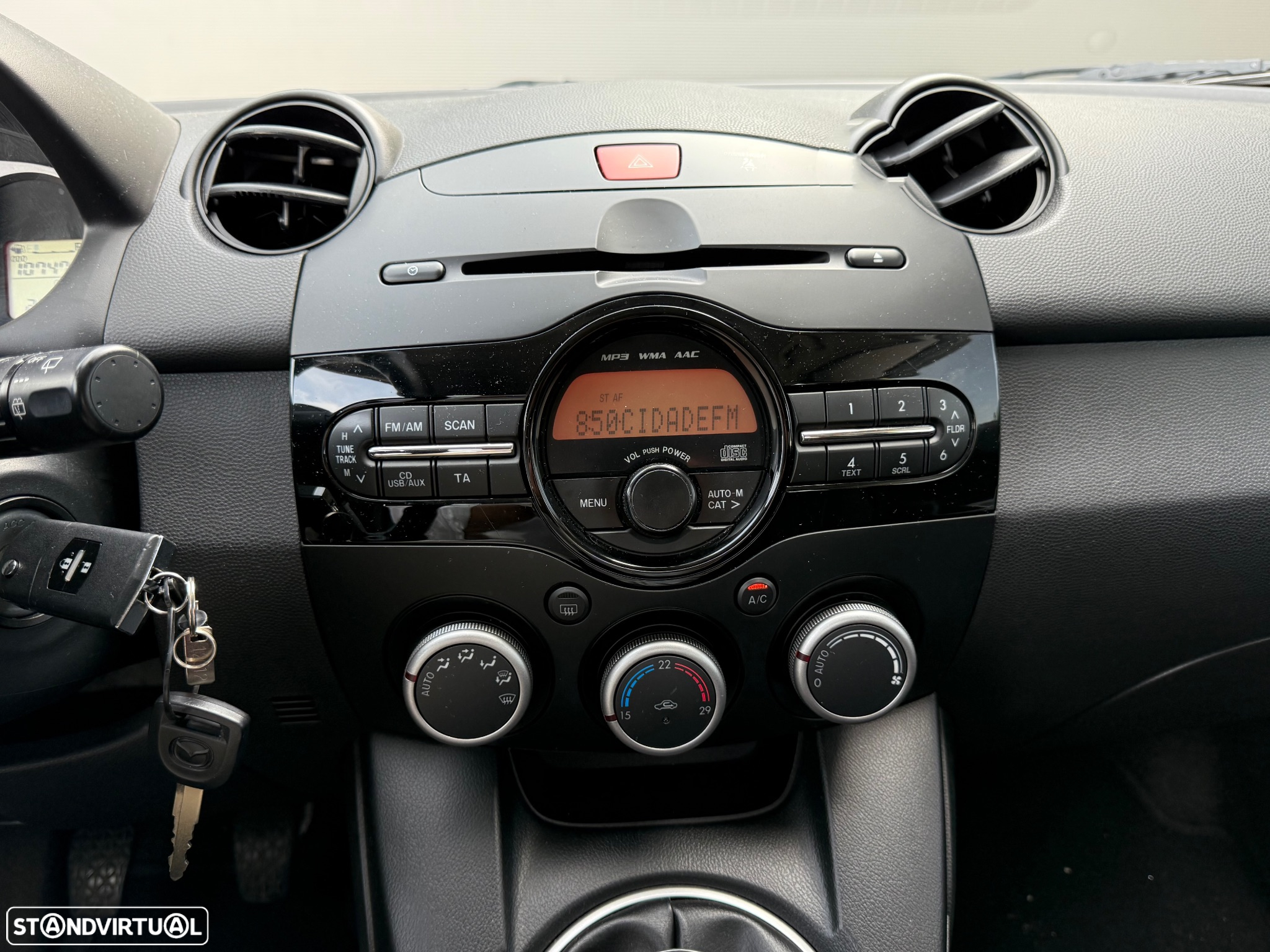 Mazda 2 1.3 MZR Sport - 15