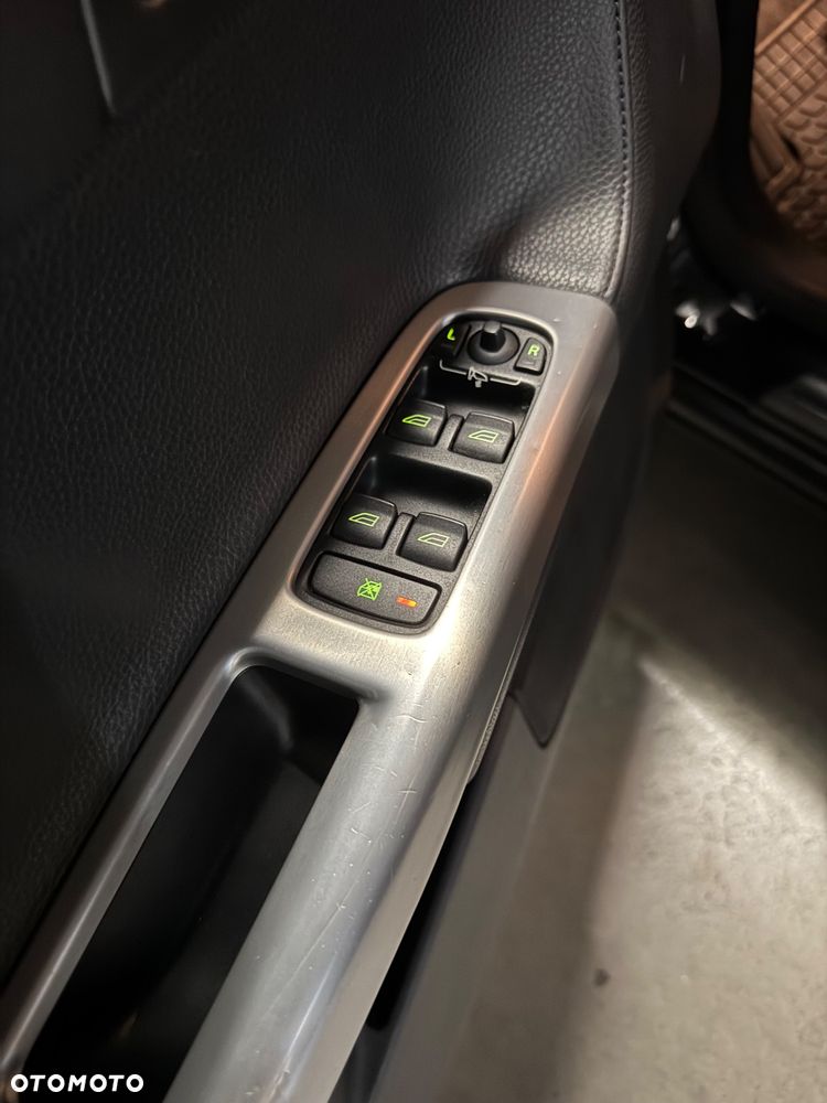 Volvo V50 - 9