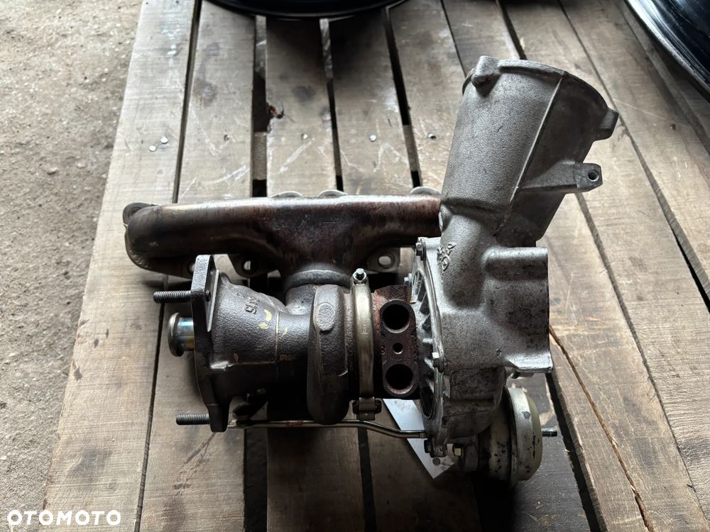 Turbosprężarka Mercedes Gla Cla A B Klasa A2700902880 Turbo Turbina W176 W117 2.0 - 3
