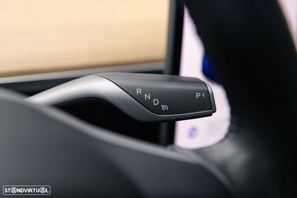 Tesla Model 3 Standard RWD Plus - 25