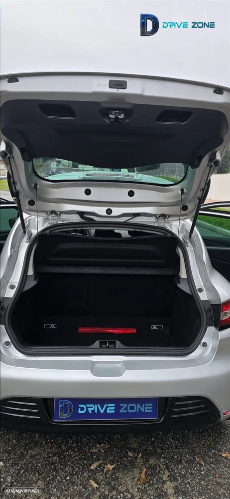 Renault Clio 0.9 TCe Limited Bi-Fuel - 9