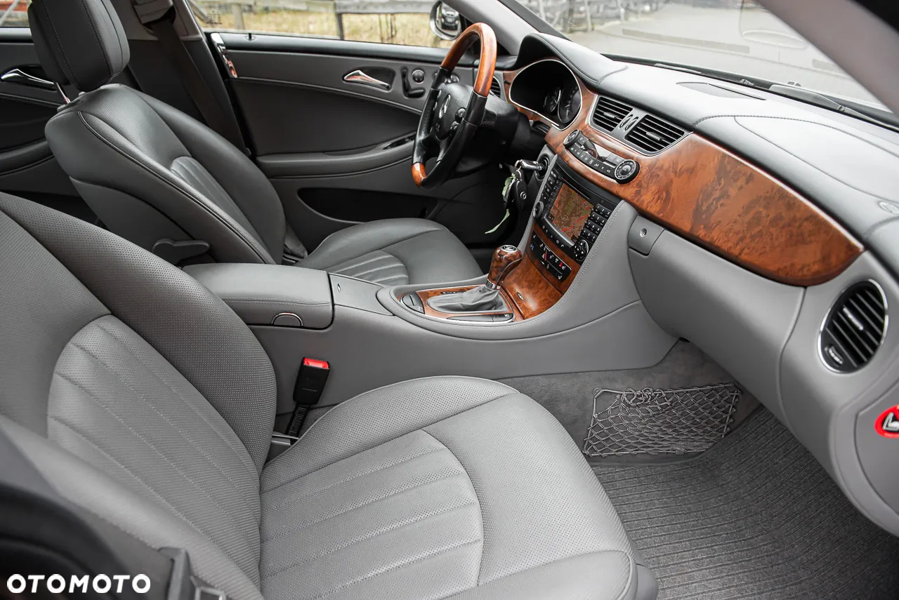 Mercedes-Benz CLS 350 - 31