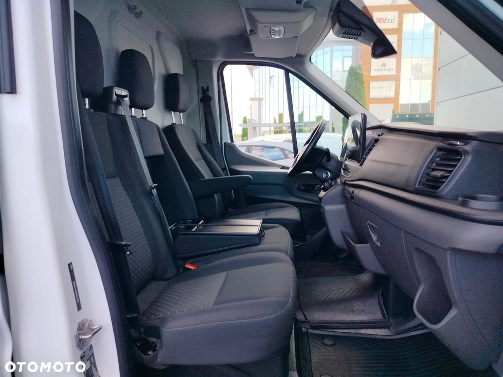 Ford E-TRANSIT - 9