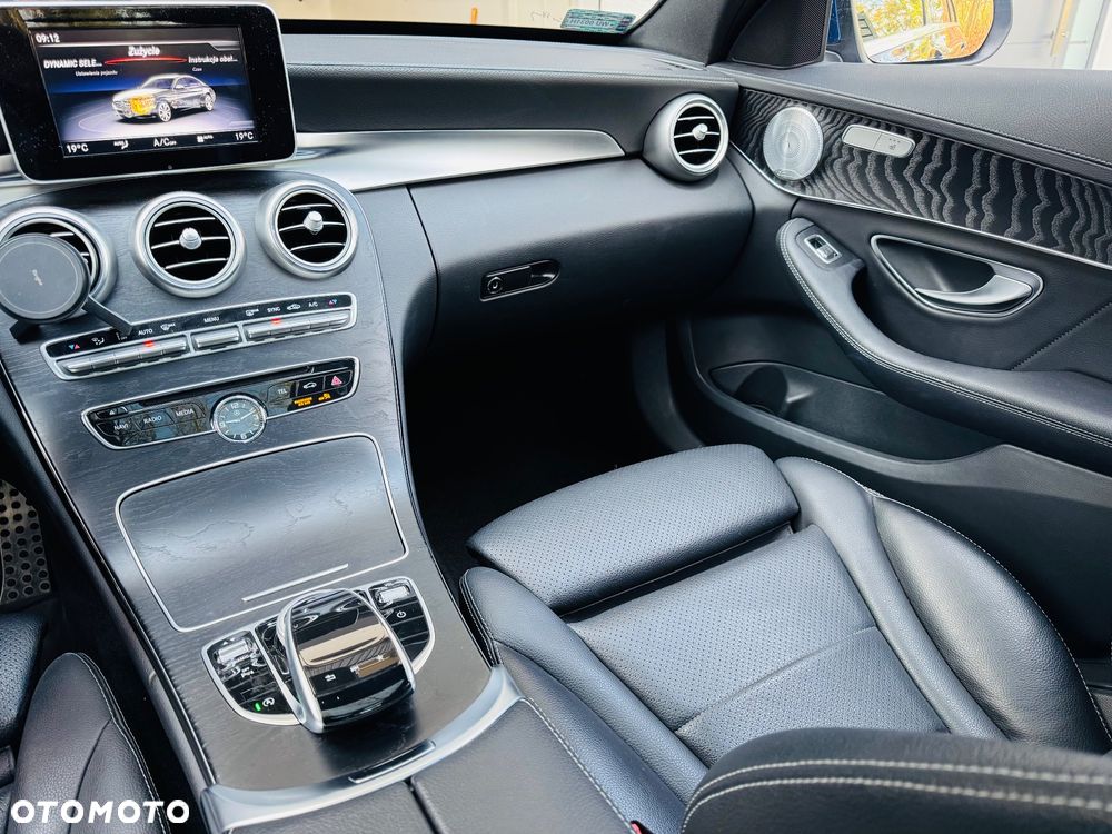 Mercedes-Benz Klasa C 200 4-Matic 9G-TRONIC - 8