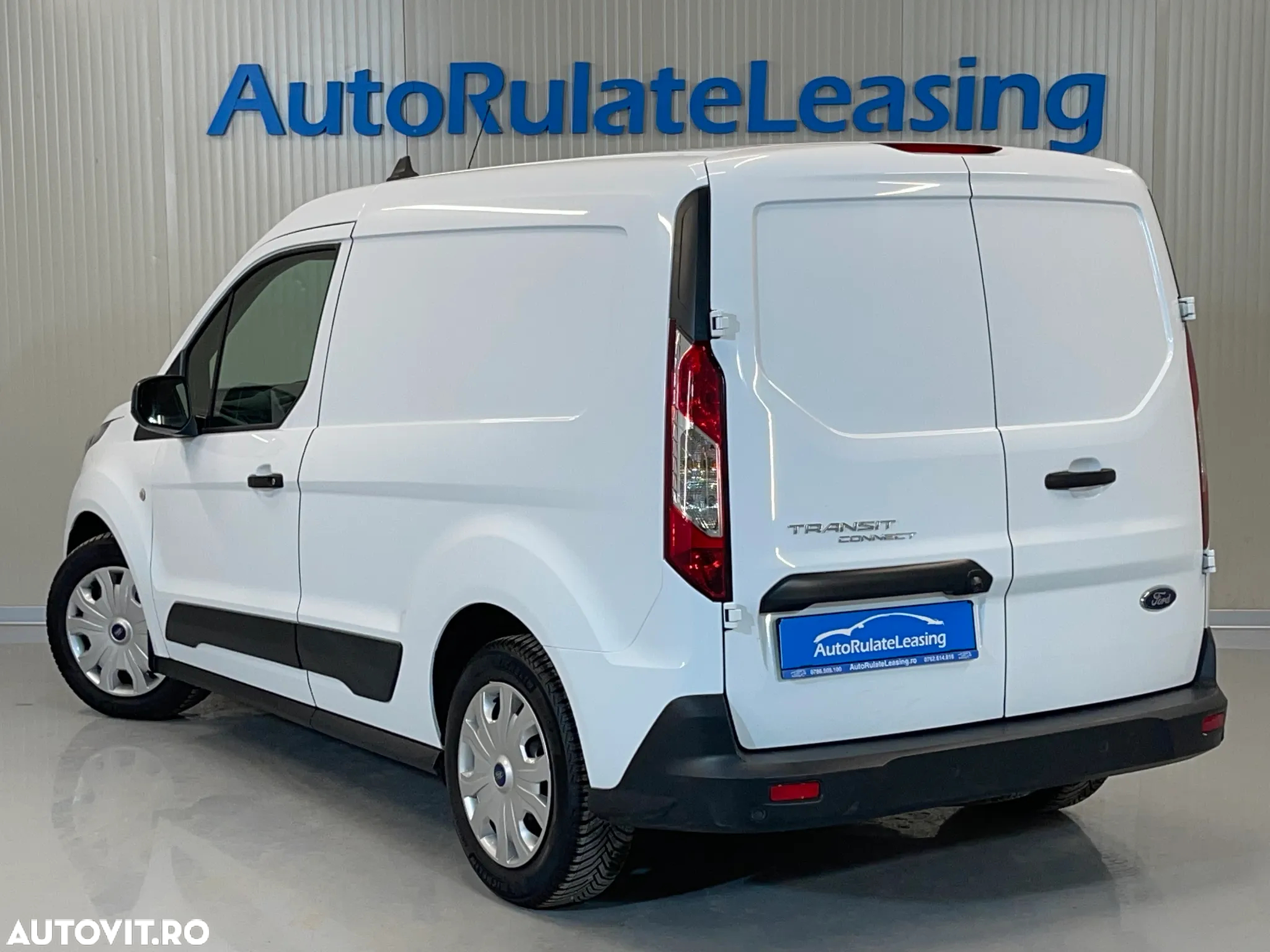 Ford Transit Connect - 4