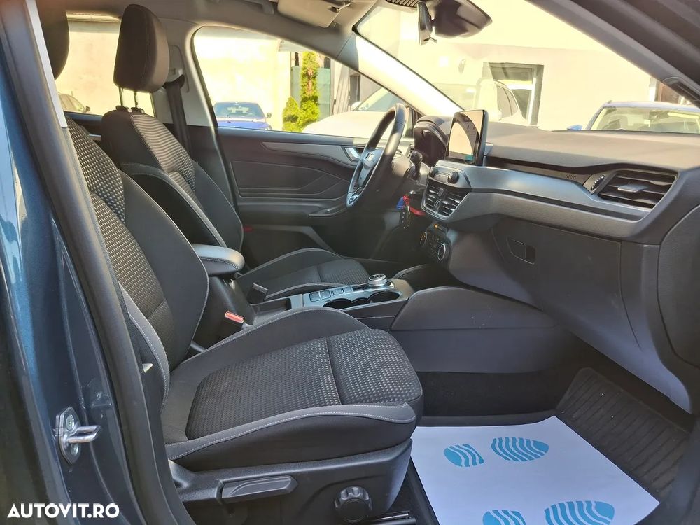 Ford Focus 1.5 EcoBlue Connected - 12