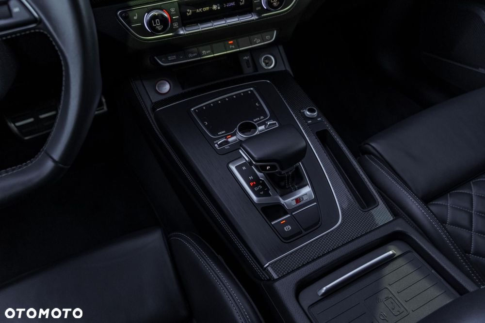 Audi SQ5 - 25