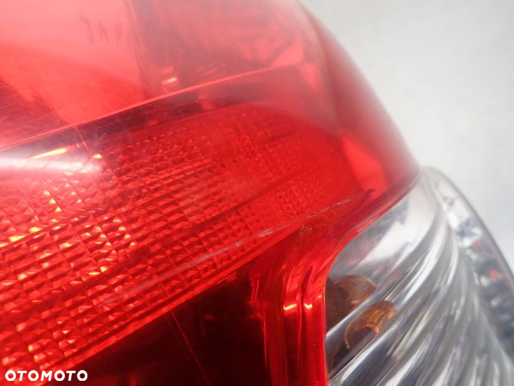 LAMPA LEWA TYLNA SUBARU IMPREZA GX - 4
