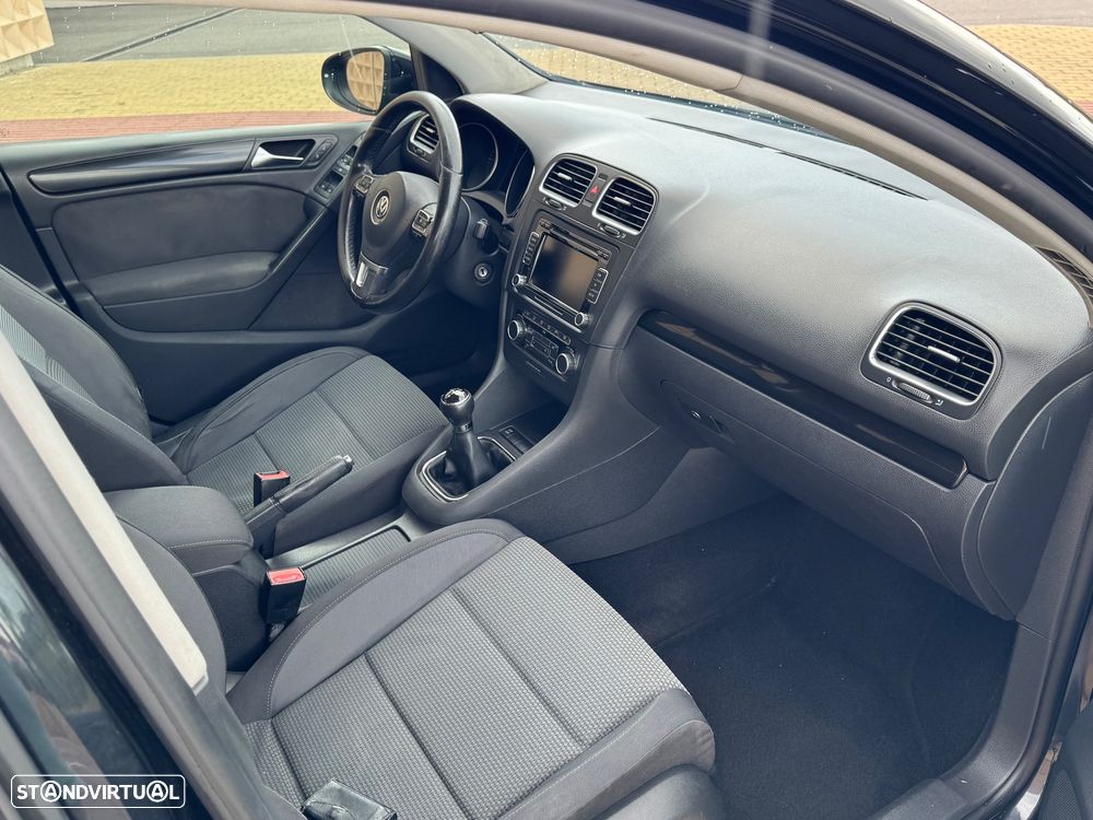 VW Golf 1.6 TDi Confortline - 5