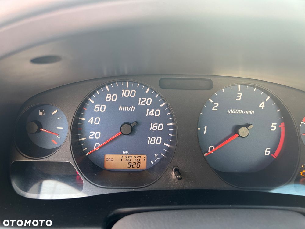 Nissan NP300 Pickup 2.5d SC Base - 16