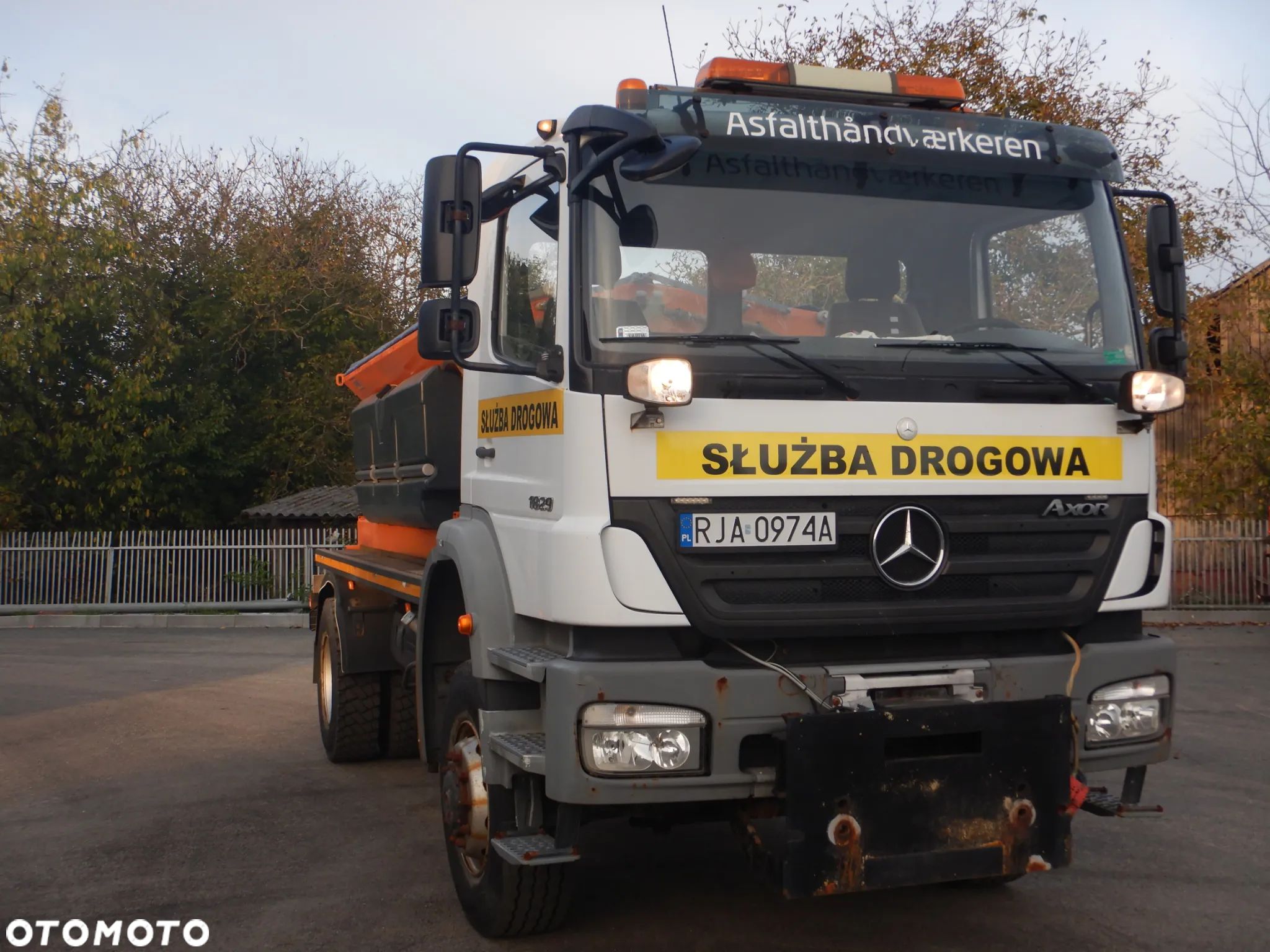 Mercedes-Benz AXOR 1829  4x4 - 1