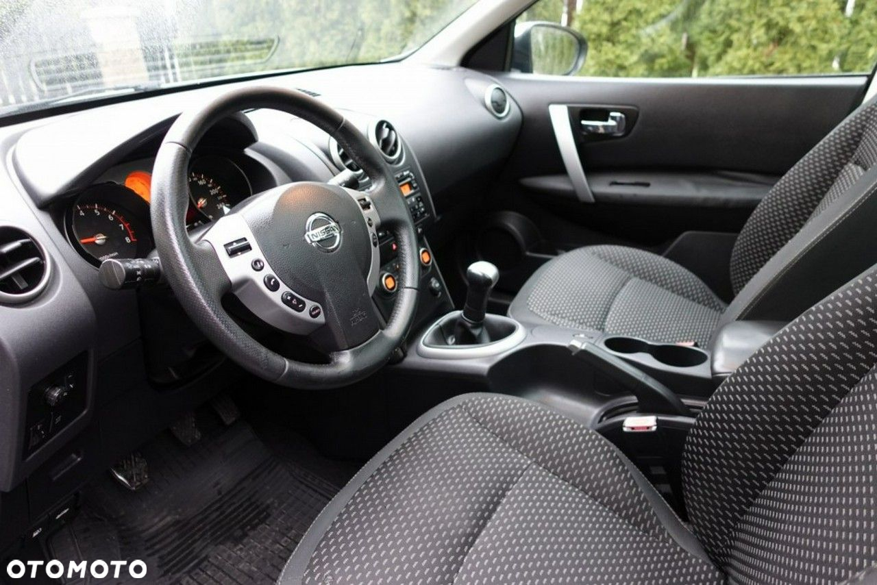 Nissan Qashqai - 11