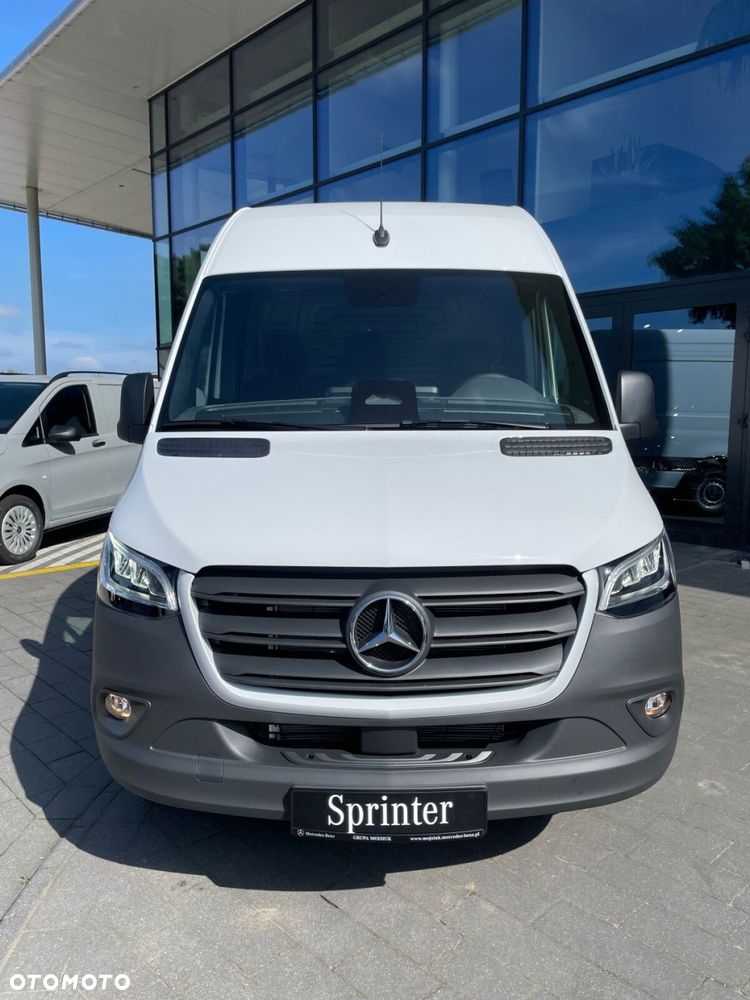Mercedes-Benz Sprinter 319 CDI 190 KM Reflektory LED extra long - 22