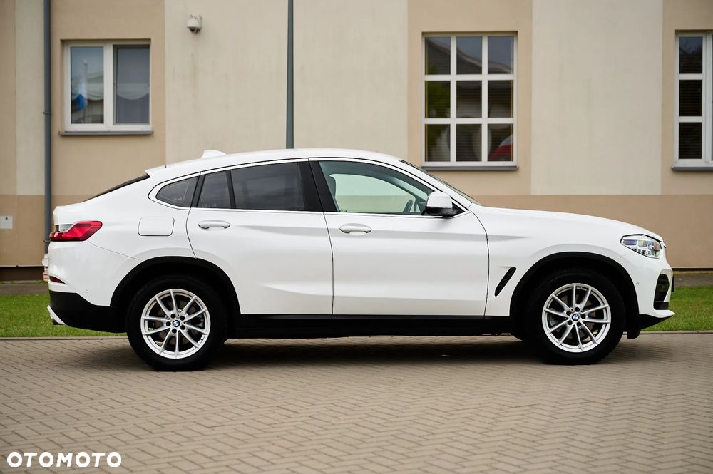 BMW X4 xDrive20i GPF sport - 16