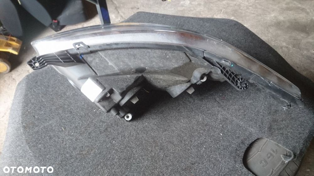 Lampa prawa ford transit mk8 uk - 2