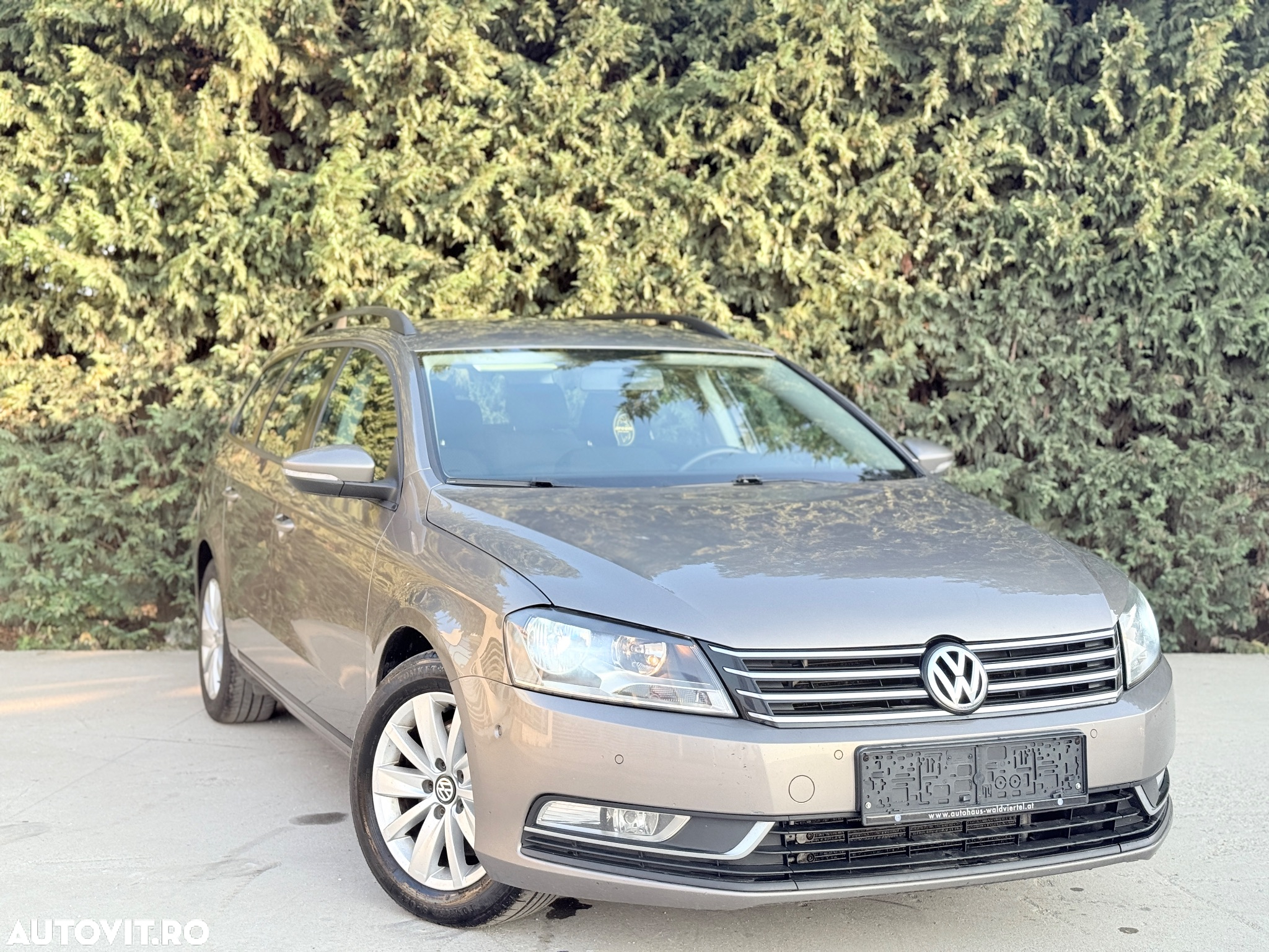 Volkswagen Passat Variant 2.0 Blue TDI SCR Comfortline - 3