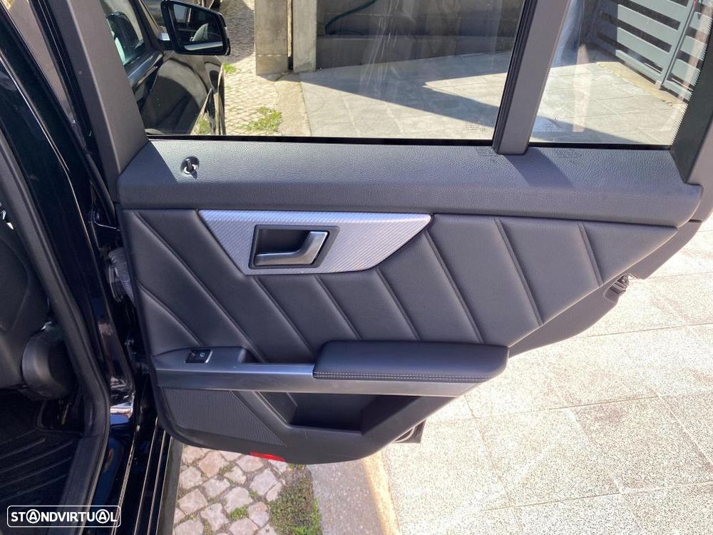 Mercedes-Benz GLK 250 CDI DPF 4Matic BlueEFFICIENCY 7G-TRONIC SPORT EDITION - 33