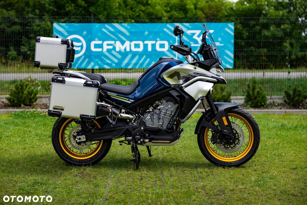 CFMoto MT - 4