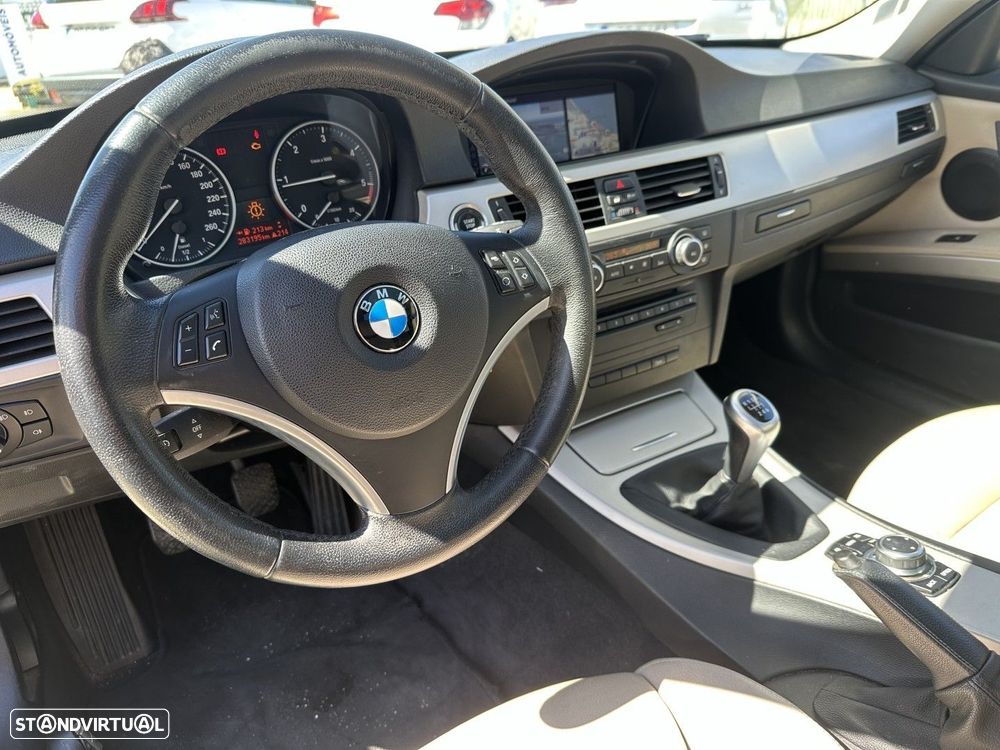 BMW 320 d Touring Line Sport - 11
