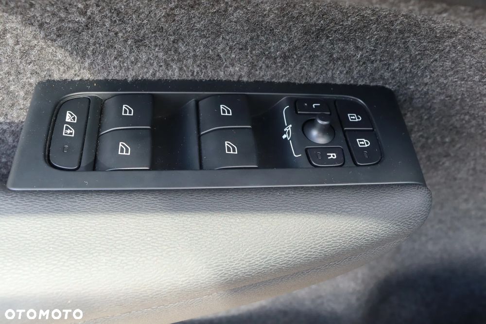 Volvo XC 40 T2 Core - 13