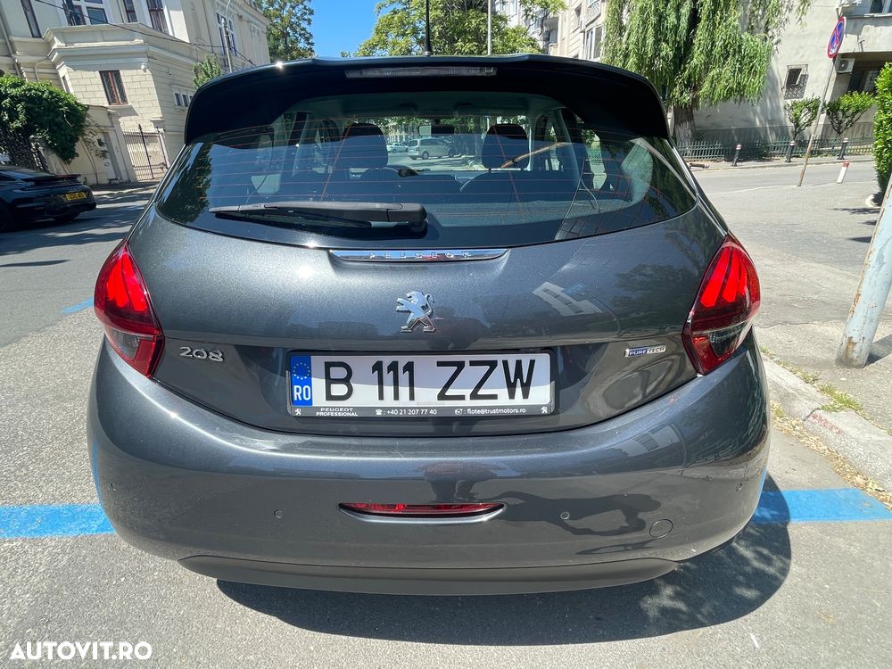 Peugeot 208 1.2 L PureTech ETG Active - 8