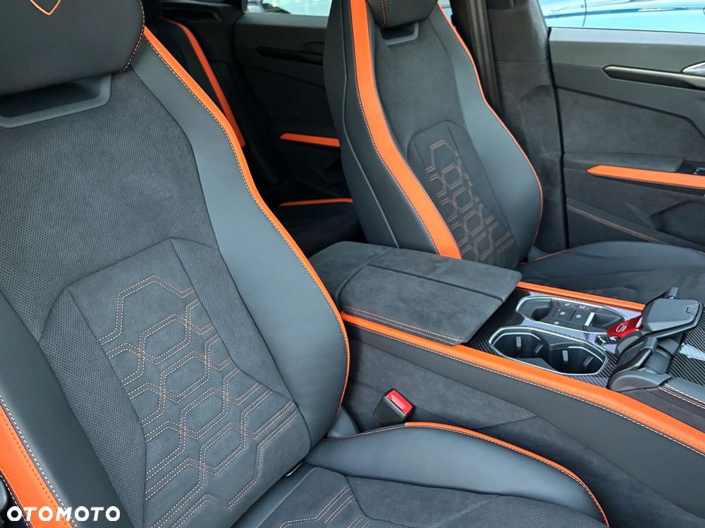 Lamborghini Urus - 17