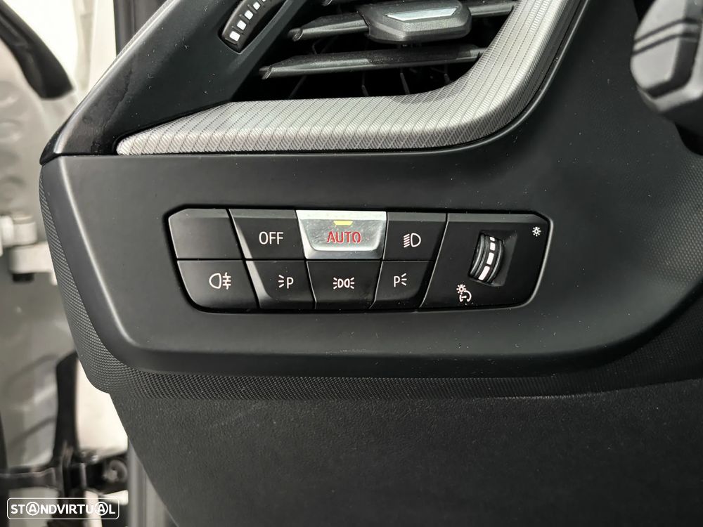 BMW M135i xDrive - 32