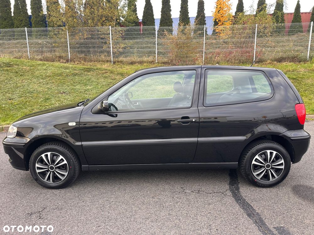 Volkswagen Polo - 1