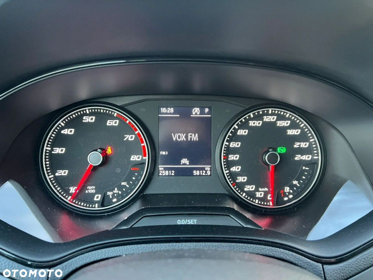 Volkswagen Passat - 20