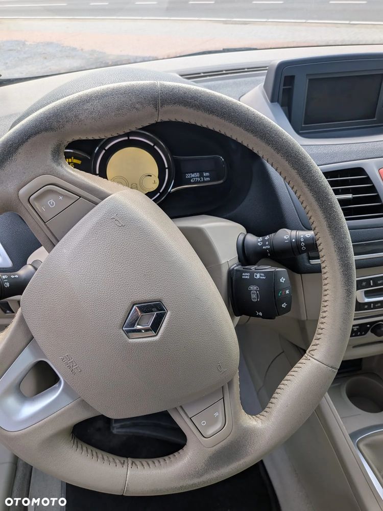 Renault Megane dCi 160 FAP GT - 19